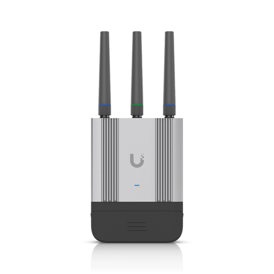 Ubiquiti Mobile Router Industrial (UMR-Industrial)